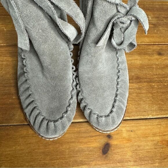 Anthropologie Matiko taupe suede leather tie wedge boots size 38 - Picture 4 of 11